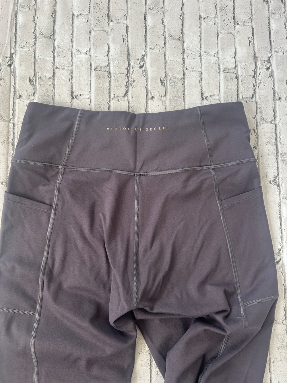 Victoria's Secret Women's Leggings (5) - Black, Gray, Pink, Purple - Picture 6 of 15